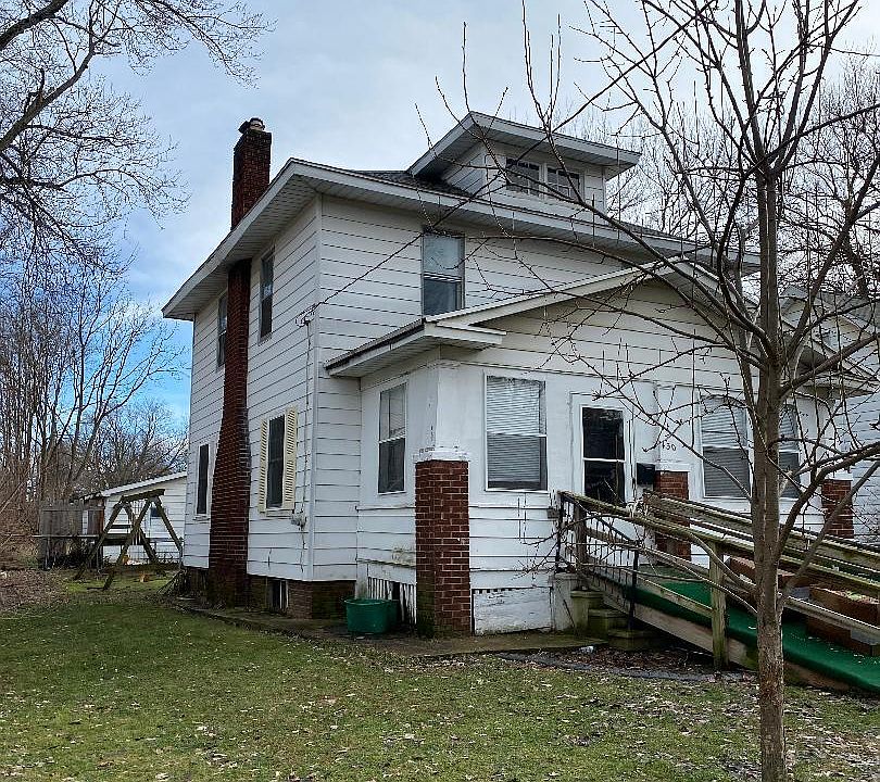 2nd image of 430 21st St N