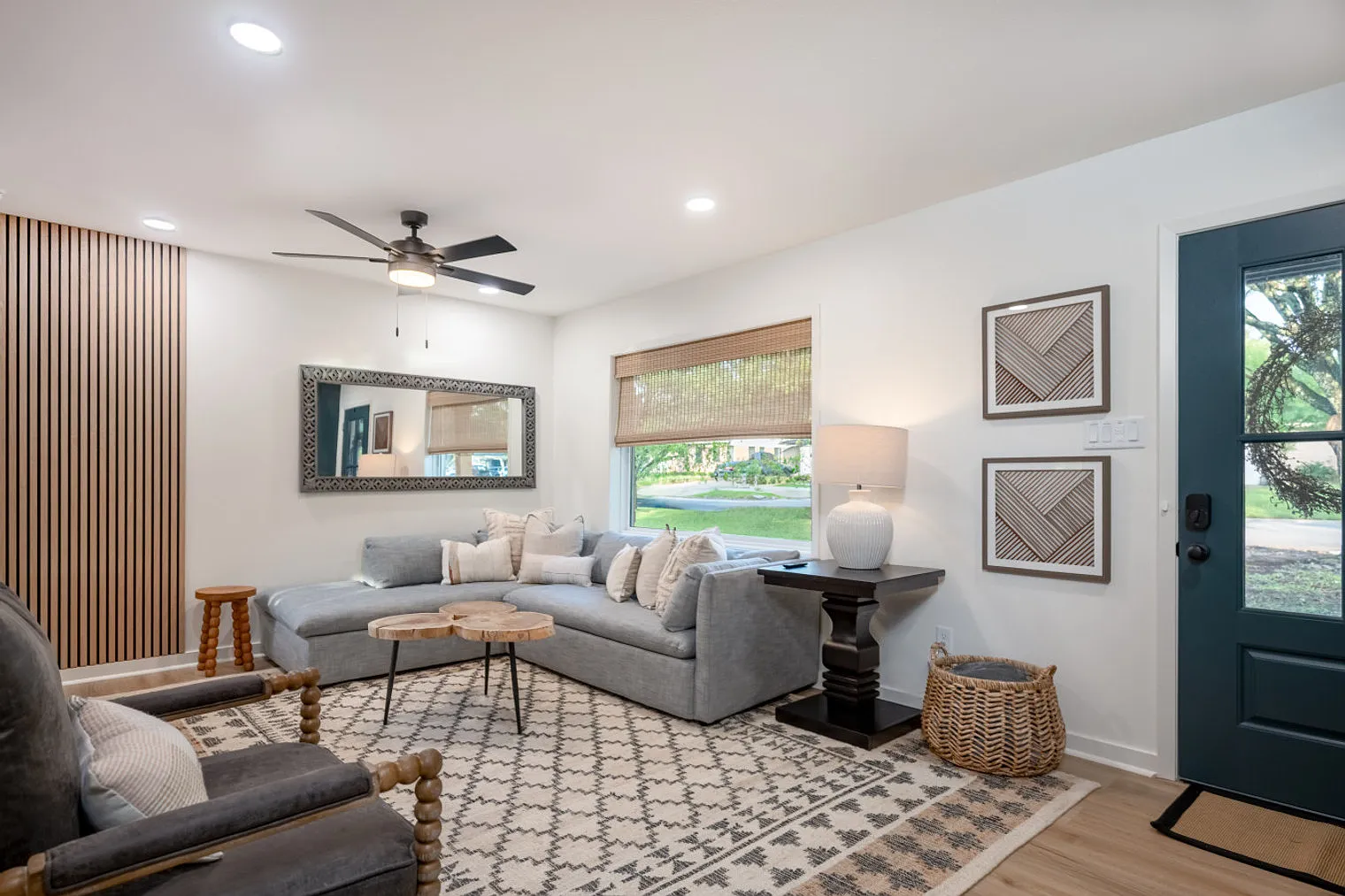 5 bed, 3.0 bath, 2206 sqft, $8,128 — Photo 1