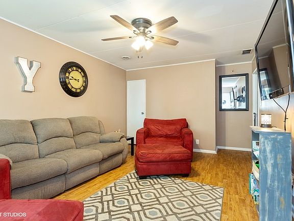 2nd image of 1103 Westshire Dr