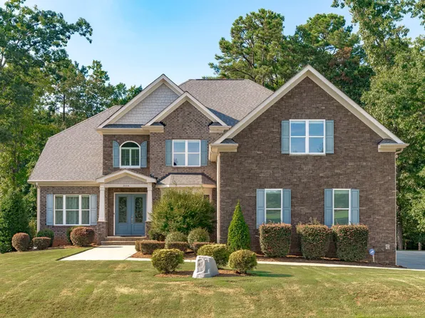 3504 Castelaine Cir, Apex, NC 27539