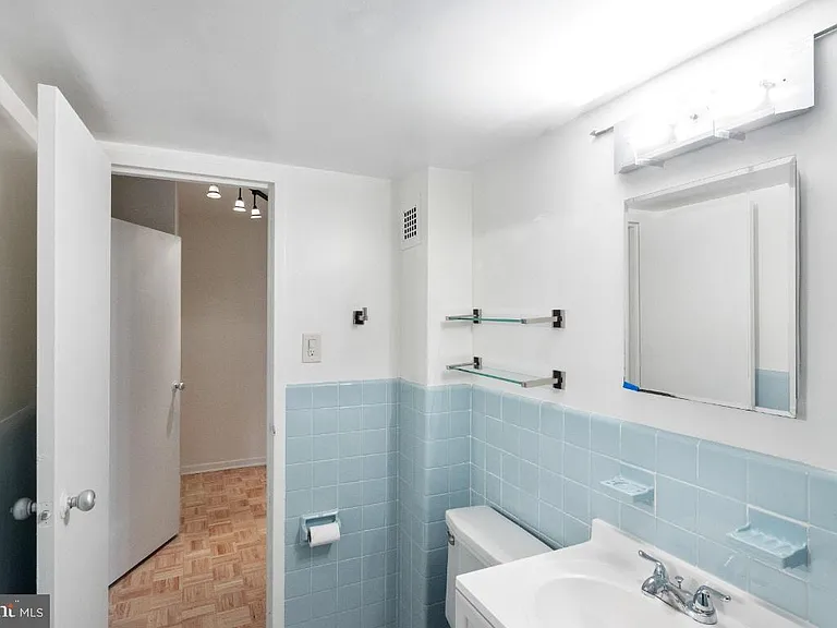 940 25th St NW #103S — Photo 16