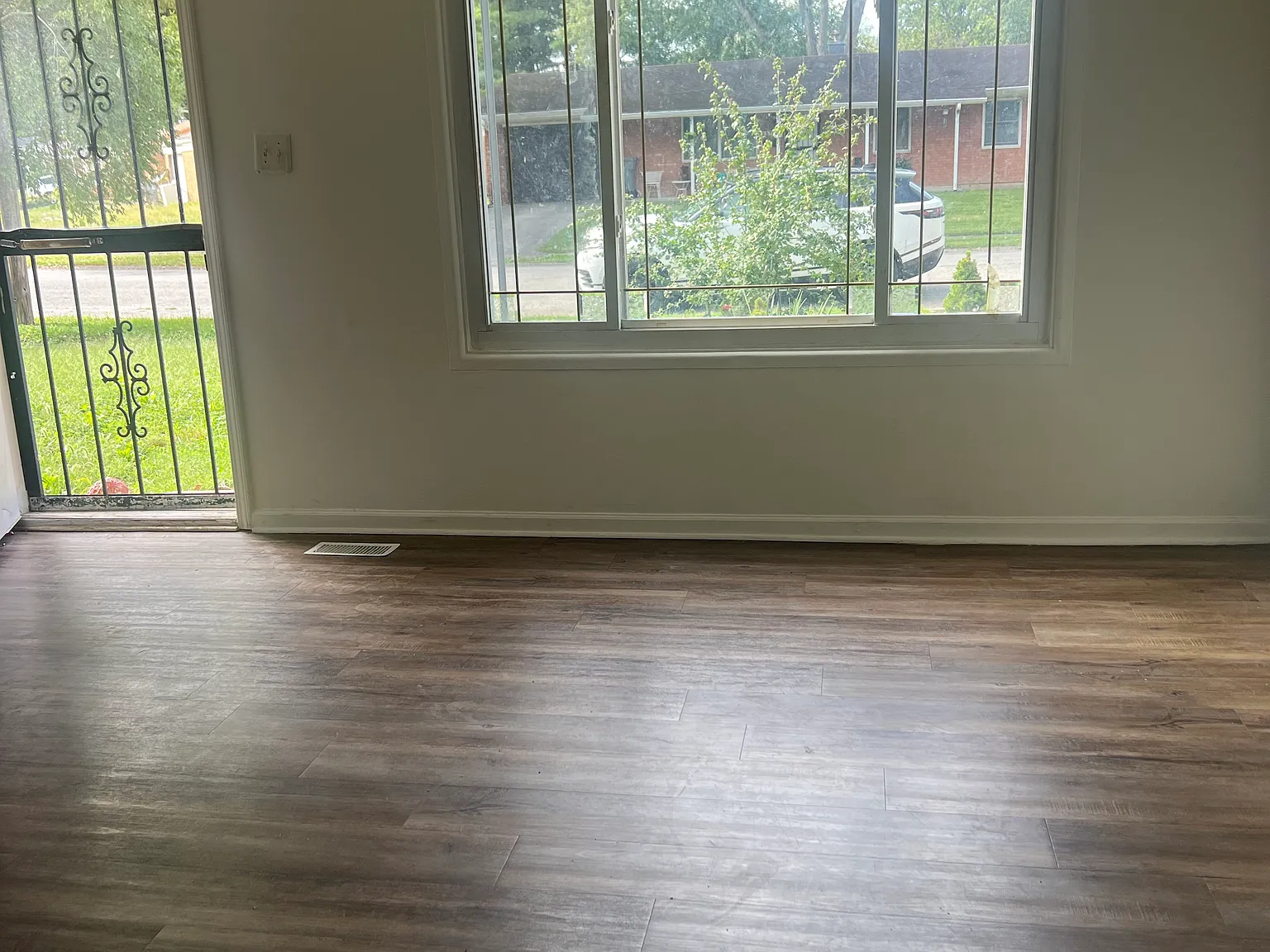4 Osborn Dr — Photo 3