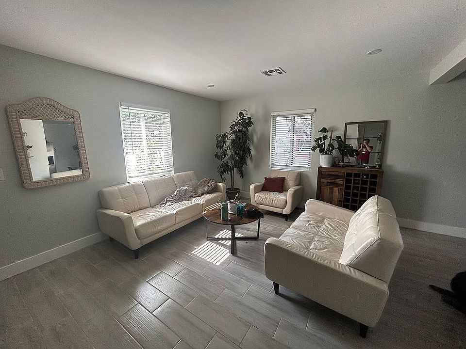 1st image of 1516 N Andrews Ave #1