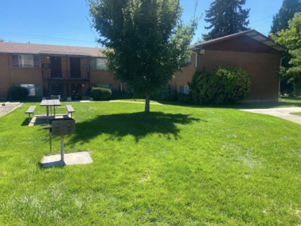 1st image of 210 N 100th St E APT 9