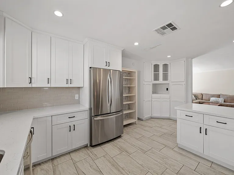 5658 Mary Lane Dr — Photo 6