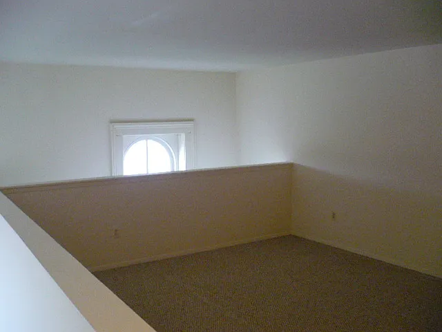 2 bed, 800 sqft, $1,195 — Photo 1