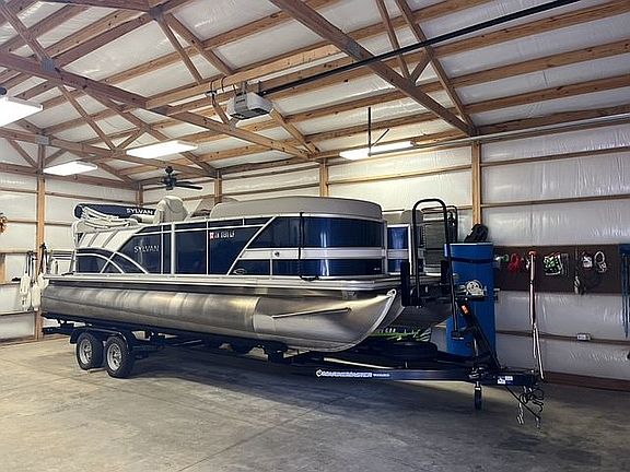 4th image of 360 Marina Dr