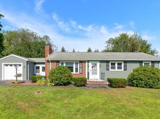 20 Charlton St, Lunenburg, MA 01462