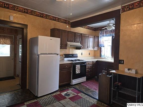 4th image of 220 N Scofield St