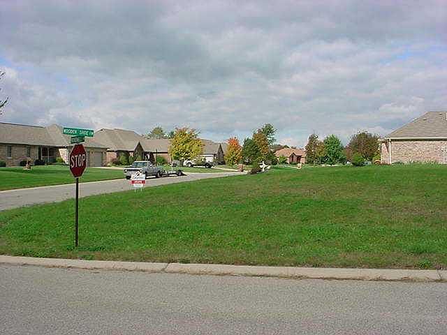 2nd image of 7774 Wooden Shoe Cir
