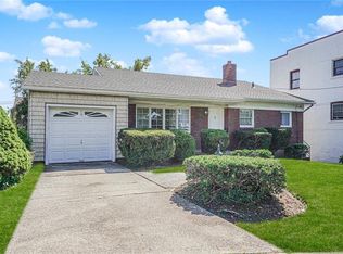 112 Windermere Rd, Staten Island, NY 10305