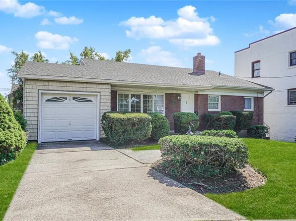 112 Windermere Rd, Staten Island, NY 10305