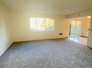 8623 SW 30th Ave APT 110, Portland, OR 97219