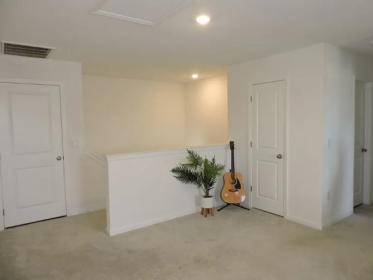 4664 Carlstrom Ln — Photo 19