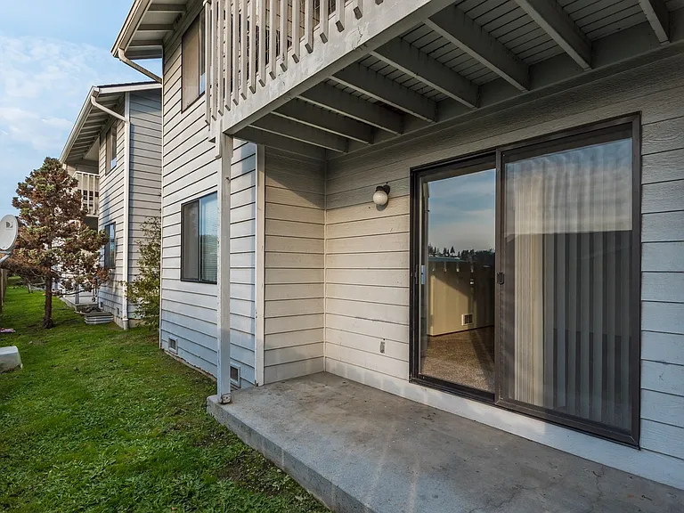 M0755-455 S. Oak Harbor Street — Photo 13