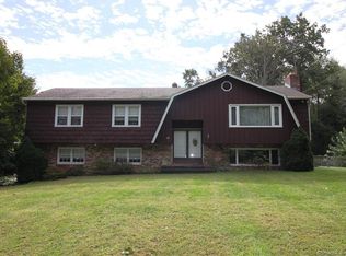 19 Old Coach Rd, Monroe, CT 06468