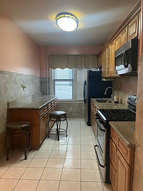 1st image of 87-90 139th St Floor 1