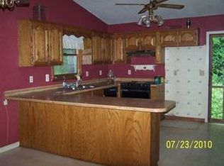 1745 Little Windfall Rd, Lansing, NC 28643