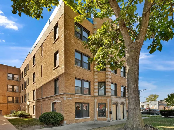 3756 N Bernard St APT 3C, Chicago, IL 60618