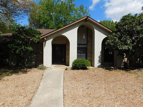 2nd image of 13726 Castle Grove Dr