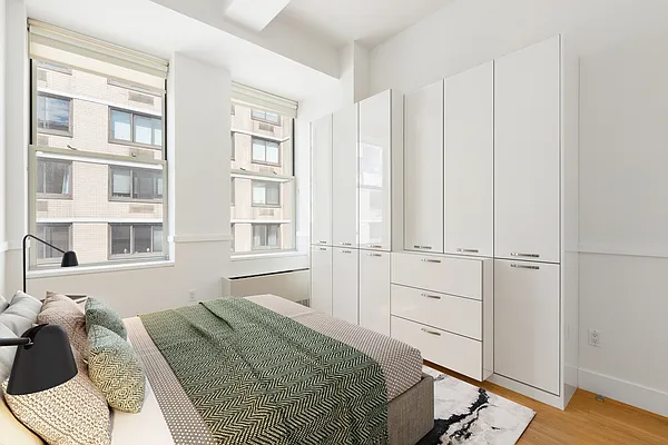 Sold by Compass | media 8