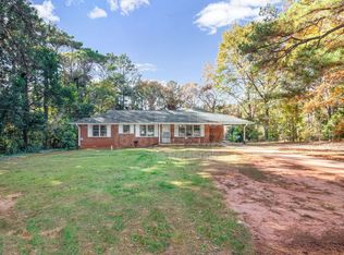 1024 Hambrick Rd, Stone Mountain, GA 30083
