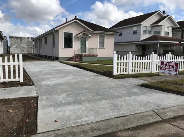 427 1st Ave, Harvey, LA 70058