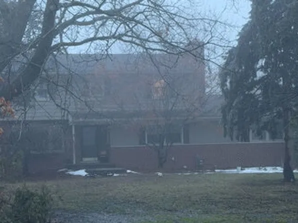 8480 27 Mile Rd, Washington, MI 48094
