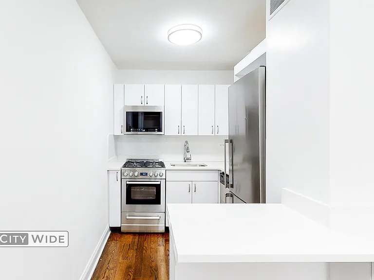 145 E 16th St #6F — Photo 4