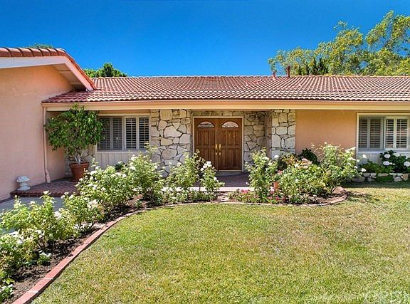 Your new home at 19946 Lubao Pl. Chatsworth, CA. 91311