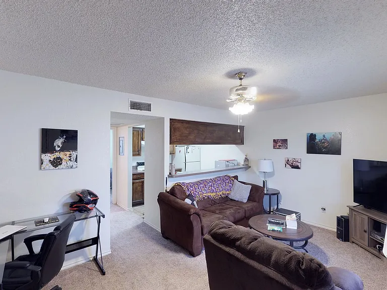 800 Eagle Dr — Photo 12
