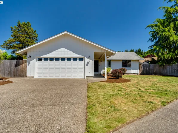 1171 Valley Butte Dr, Eugene, OR 97401