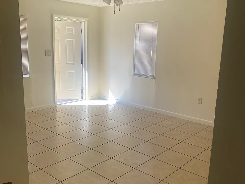 1063 Palmetto Ave #6