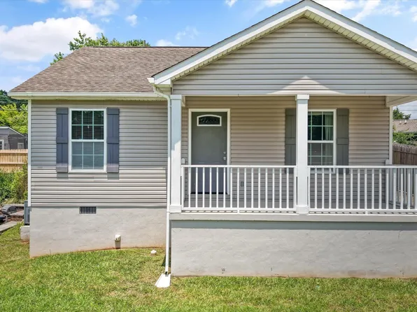 4516 Pleasant Ridge Rd, Knoxville, TN 37912