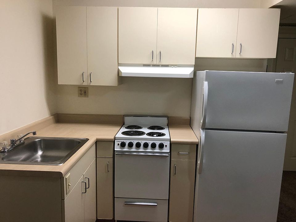 1st image of 2400 4th Ave APT 258