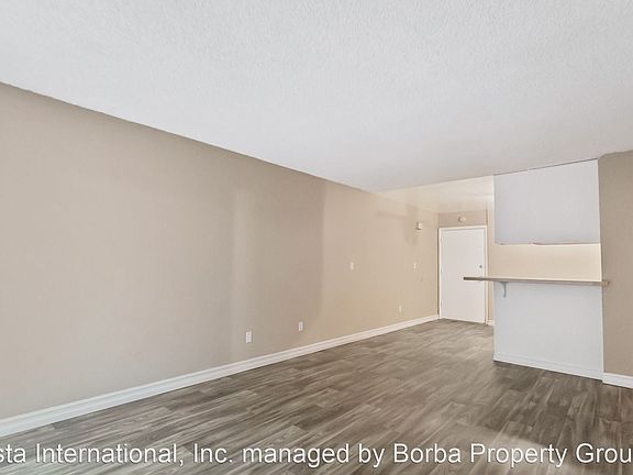 5th image of 273 Wisconsin St #27