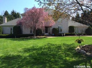 10 Simone Ter, Penfield, NY 14526