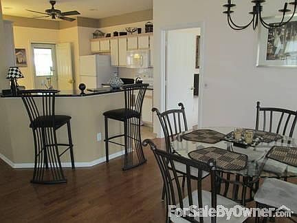 kitchen/breakfast room
						:
						upgraded new granite