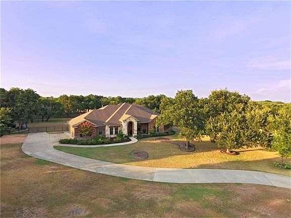 3rd image of 500 Park Place Dr