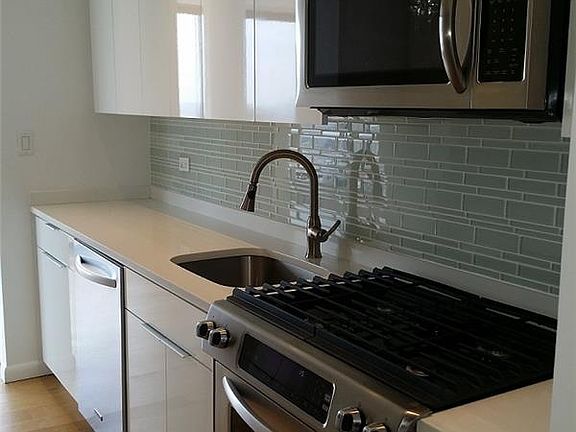 4th image of 265 E 66th St APT 44F