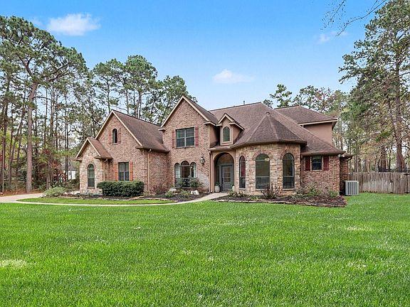 4th image of 27726 Tiverton Ct