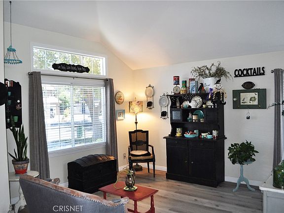 2nd image of 40419 Milan Dr