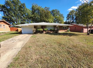 4360 Walnut Hill Dr, Memphis, TN 38109