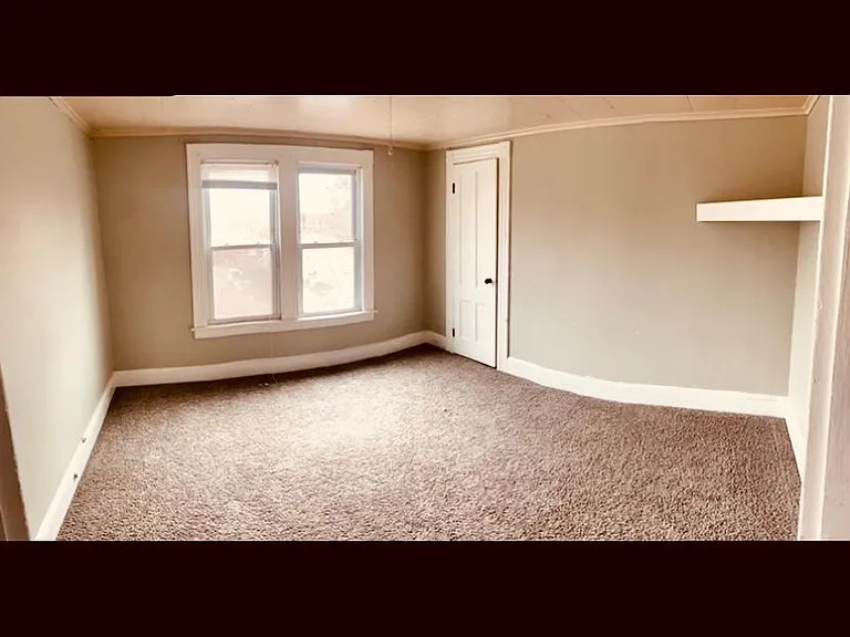 385 Riverside Ave #3 — Photo 4