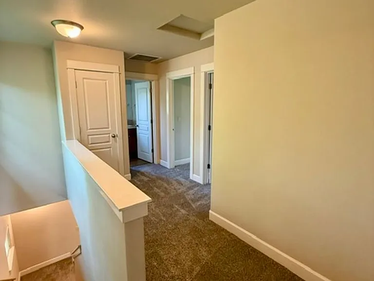 20441 Aberdeen Dr — Photo 21