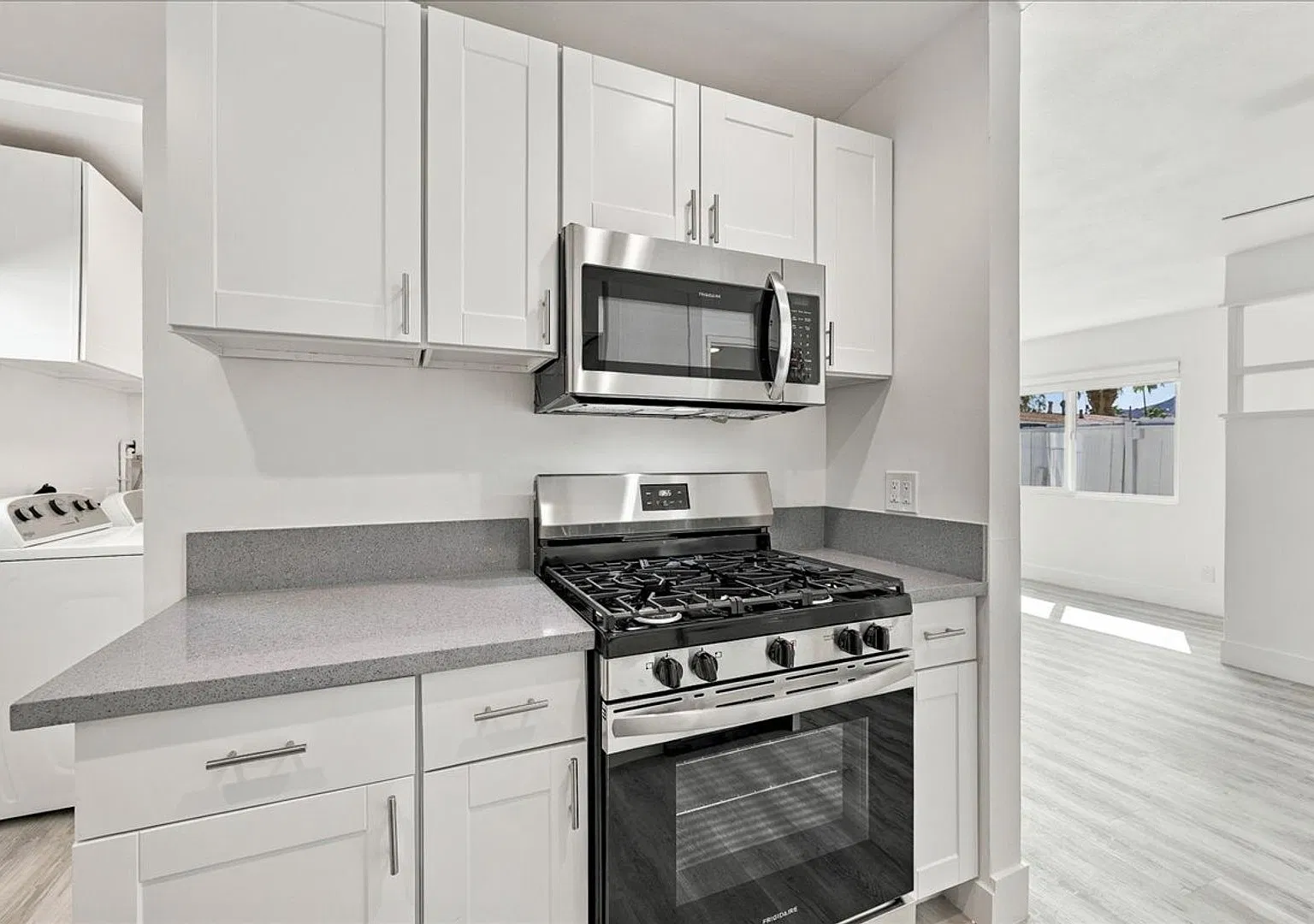 2 Bed / 2 Bath Home in Palm Desert — Photo 1