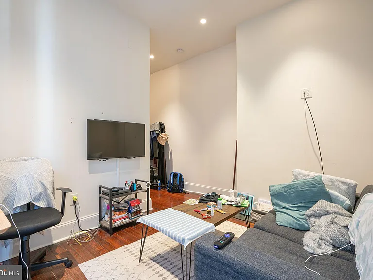 2033 Spruce St #5 — Photo 2