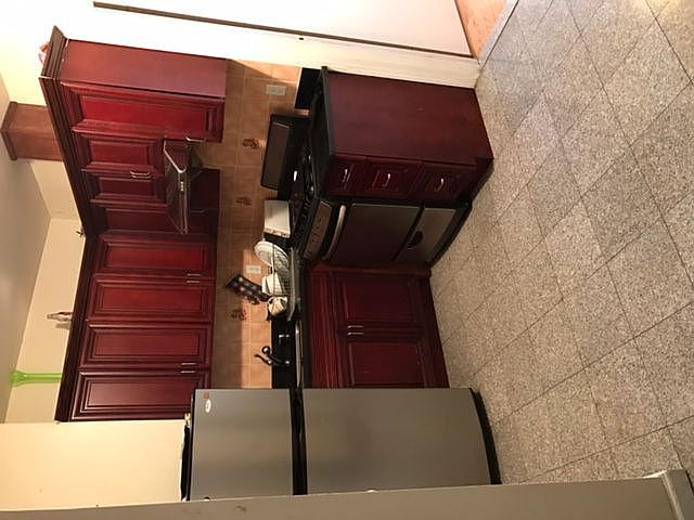 1st image of 2322 31st Ave APT 1