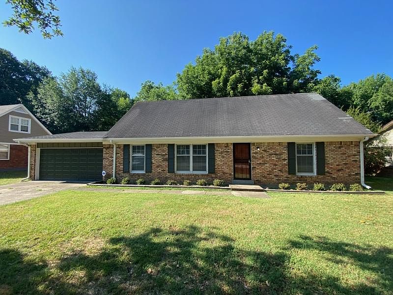 1st image of 2057 Saint James Dr