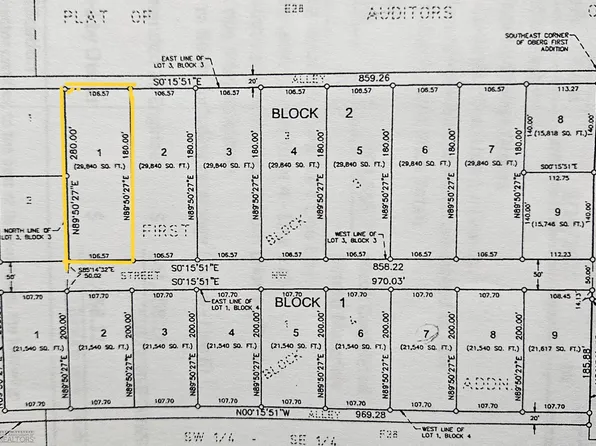 216 5th St NW, Ulen, MN 56585